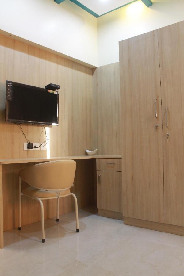 Hotel Jfive Residency Čennai Exteriér fotografie